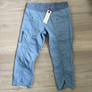 Womens cropped lite weight pants